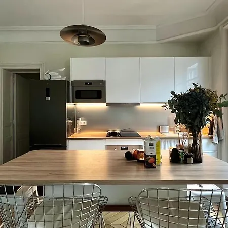 Design Wagram/ternes Διαμέρισμα